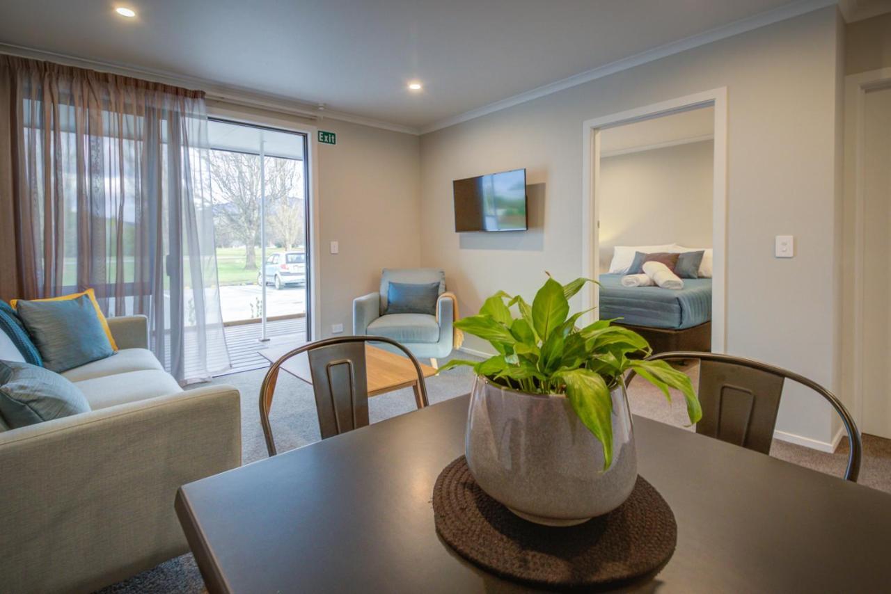 Dusky Motels Те-Анау Екстер'єр фото