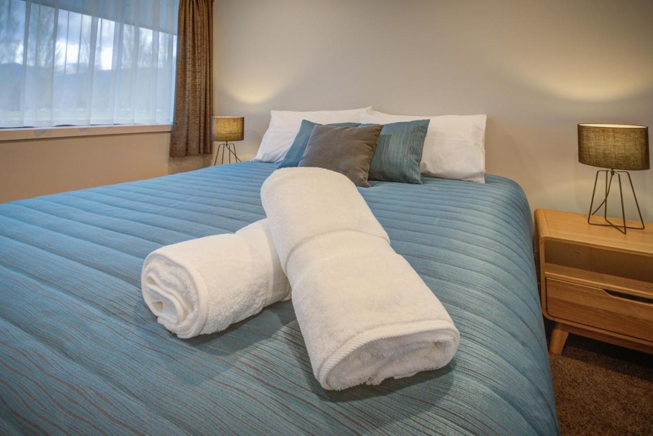Dusky Motels Те-Анау Екстер'єр фото